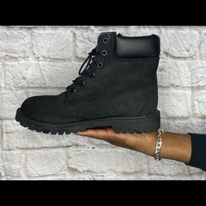 Black timberland
